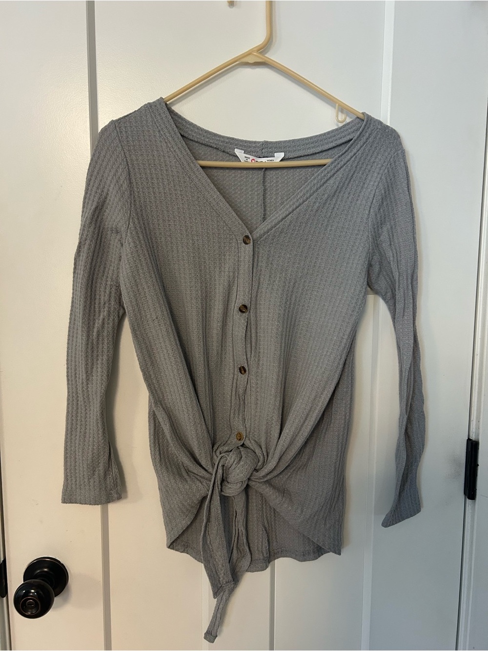 Gray Long-Sleeve Tie-Front Button Top - Women
